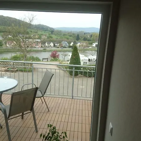 Weingut Edwin Pauly *